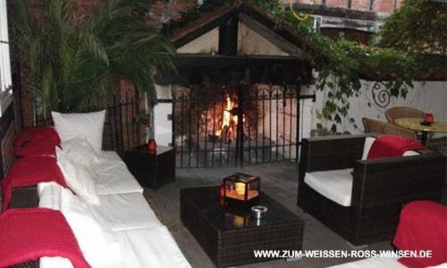 Hotel Zum Weissen Ross Winsen  Exterior photo